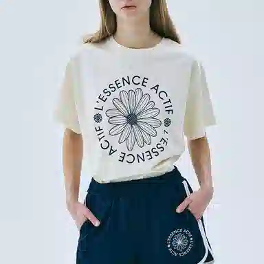 MARDI MERCREDI ACTIF T-SHIRT ACTIF EMBLEM_CREAM NAVY SS25T