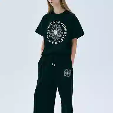 MARDI MERCREDI ACTIF T-SHIRT ACTIF EMBLEM_BLACK IVORY SS25T