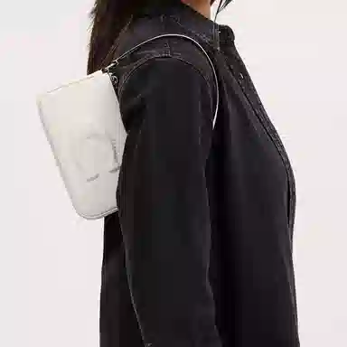 COACH Nolita 19