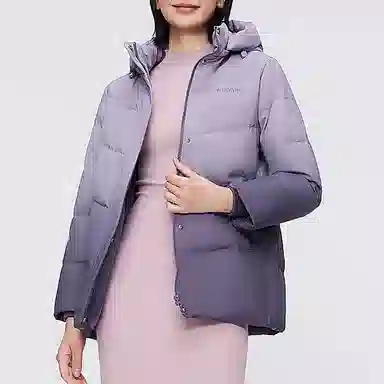 波司登 纯色简约可脱卸帽休闲羽绒服 女款