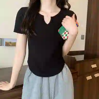 V T