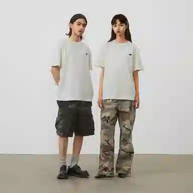 New Balance Logo T