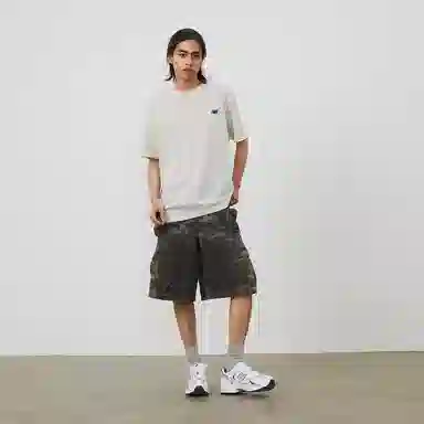 New Balance Logo T