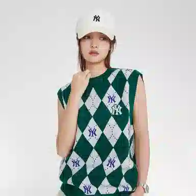 MLB Vintage Letter Knit Vest Green