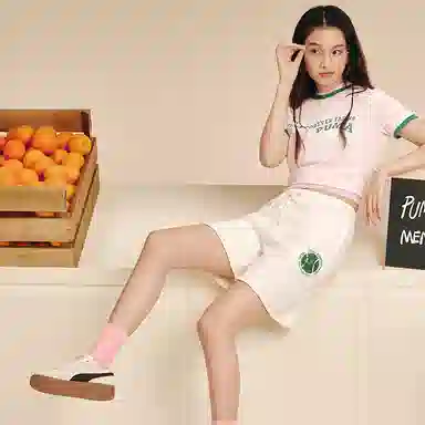 PUMA CLASSICS COURT GIRL KNIT SHORTS TR Logo