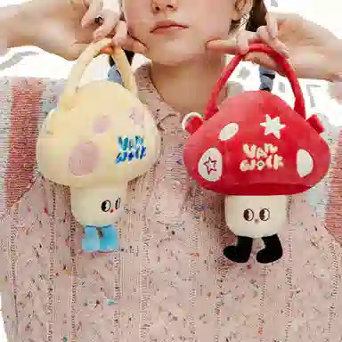 VANWALK Mushroom Plush Bag