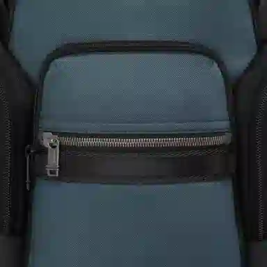 TUMI Navigation18L