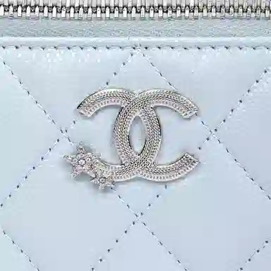 CHANEL LP C Logo