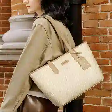 NUCELLE PVC