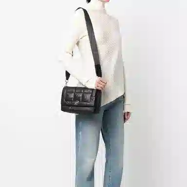 MICHAEL KORS MK Lilah Logo