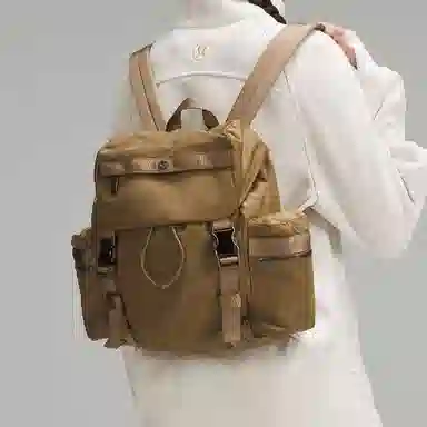 lululemon 14L Wunderlust Logo