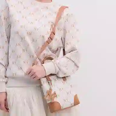 MLB Cream Shoulder Bag