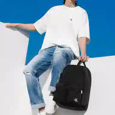 CALVIN KLEIN