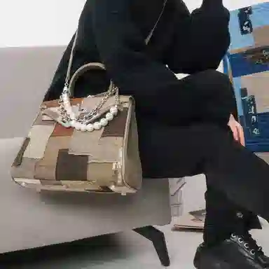 Emotional World OWLBOU