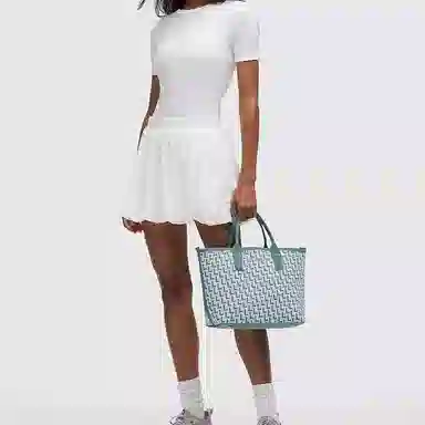 lululemon Classic 8L Tote