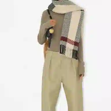 Burberry Fringed Check Wool Scarf