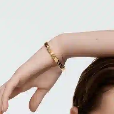 Louis Vuitton Bracelet Gold