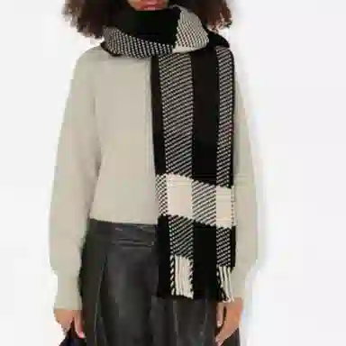 Burberry Check Fringed Wool Scarf Gray
