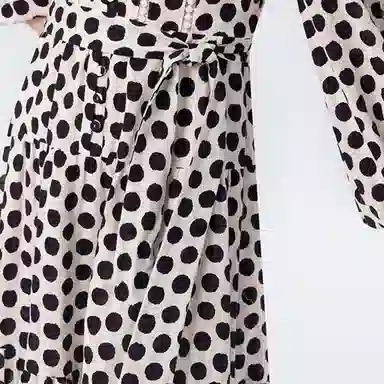 DIANE VON FURSTENBERG V