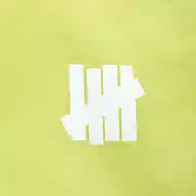 UNDEFEATED SS25 Logo