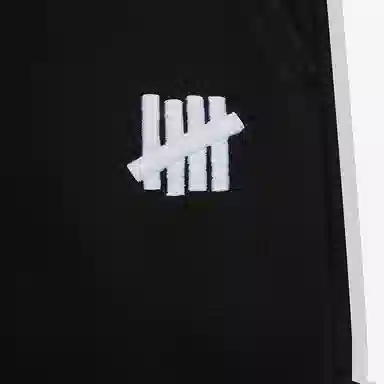 UNDEFEATED FW25 Logo