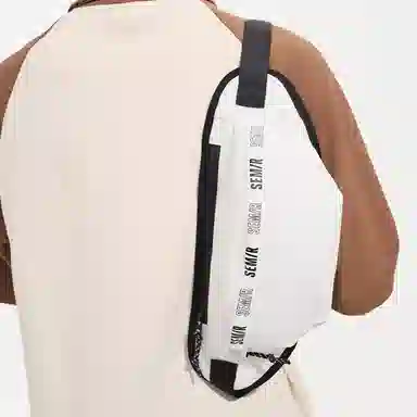 森马 休闲户外 织物 胸包 男款 多色