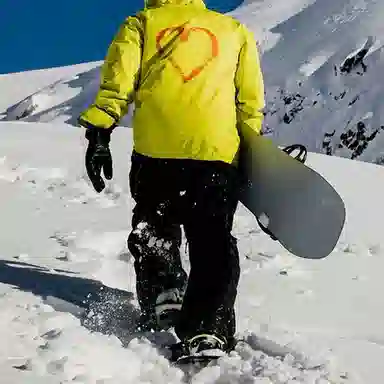 Burton AK Tusk Gore-Tex