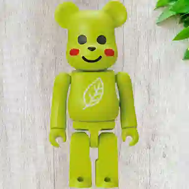 Seven Eleven Fair x BERBRICK AKB48 100