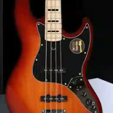 SIRE "Marcus Miller" () V7 Vintage Bass AshBody