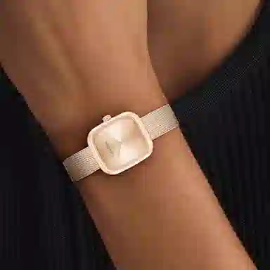 CALVIN KLEIN 26.7mm 30