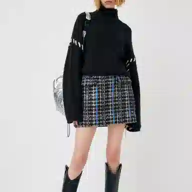 MOUSSY