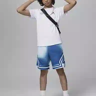 Jordan Wavy Motion logoT