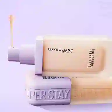 美宝莲 轻亲粉底液粉饼彩妆套装 自然无瑕