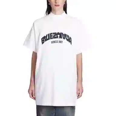 Balenciaga T