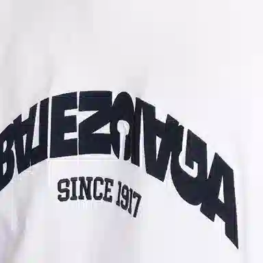 Balenciaga T