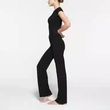 SKIMS Soft Lounge Lace T-Shirt Onyx