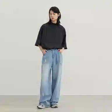 Crying Center Distressed Jeans