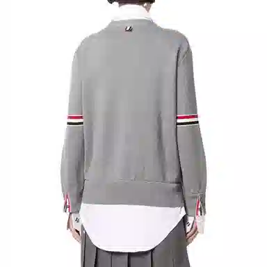 THOM BROWNE FW22 V