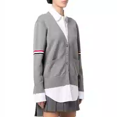 THOM BROWNE FW22 V