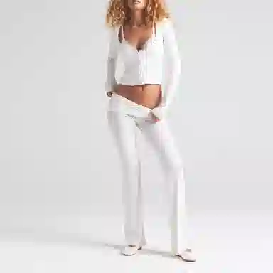 SKIMS Soft Lounge Lace Long Sleeve Top Marble