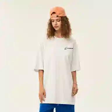 COMOWA Vintage Embroidered Heart Logo T-Shirt