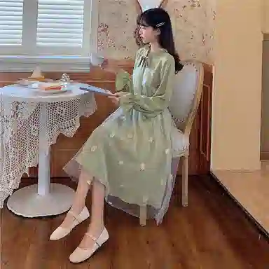 怪力萝莉 气质优雅舒适长袖连衣裙 女款