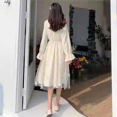 怪力萝莉 气质优雅舒适长袖连衣裙 女款