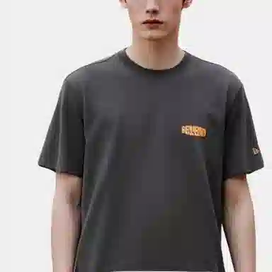 New Era Logo Print T-Shirt Black