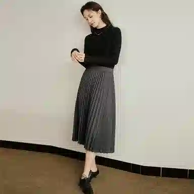 茵曼 纯色休闲半高领套头长袖毛衣 女款