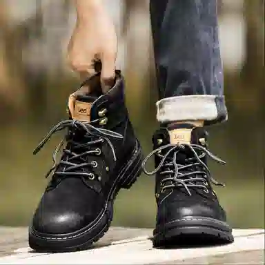 Lee