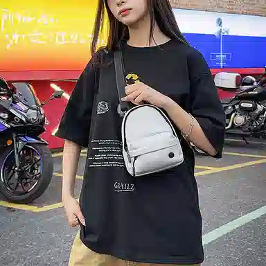 醇龙 时尚精致运动百搭轻便纯色洋气简约清新日常通勤 皮膜拼尼龙 斜挎包单肩包 男女同款情侣款 多色