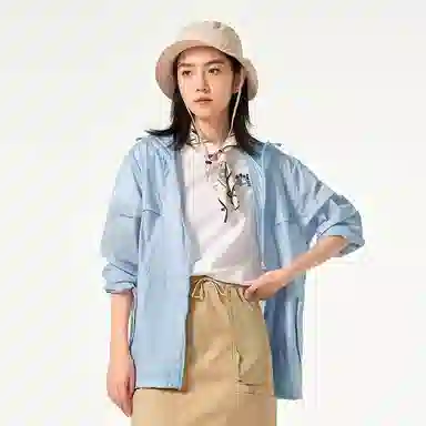 探路者 纯色户外旅行大帽檐透气连帽防晒服 女款 玲草蓝