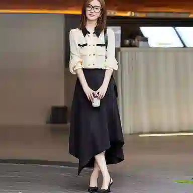 【dme】 拼色方领长袖衬衫 女款 米白