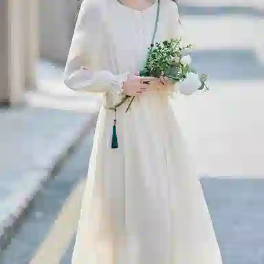 【dme】 纯色收腰薄款圆领休闲长袖连衣裙 女款 米白